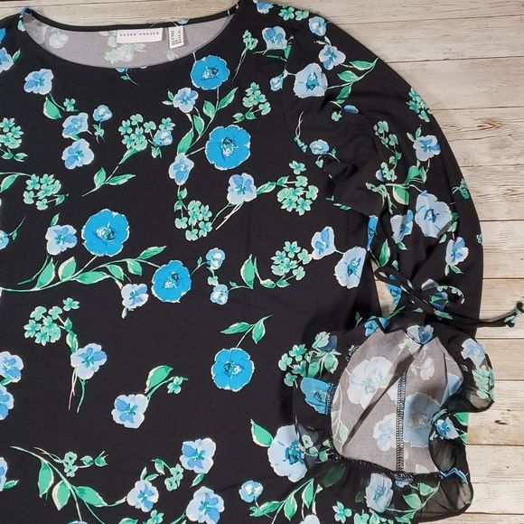 Susan Graver Printed Liquid Knit Top with Ruffle Trim‎ Floral Shirt Size Large - Picture 3 of 10